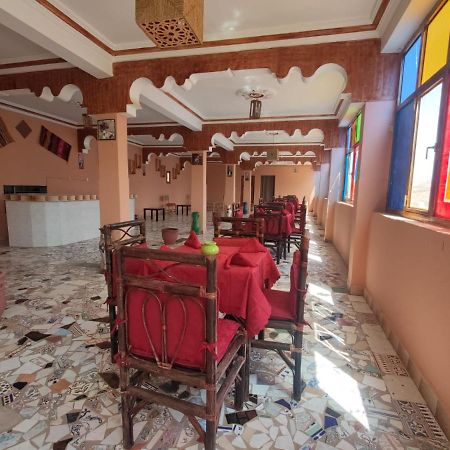 ホテル Auberge Restaurant Targa タリオウイネ エクステリア 写真